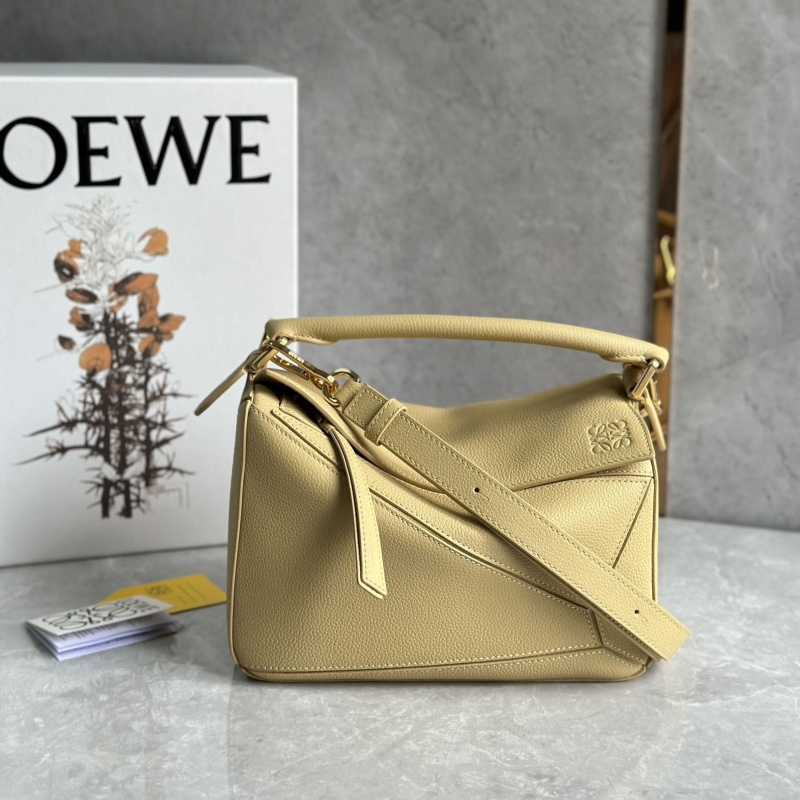 l*ew* handle bags